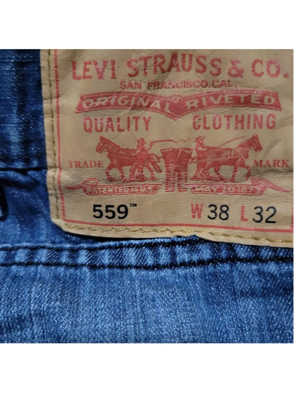 Levi's 559 Men's Relaxed Fit Slim Straight 100% Cotton Blue Jeans Size 38/32